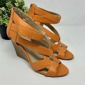 🌳 Nine West Pacifico Wedge Heels Orange Pumps 7